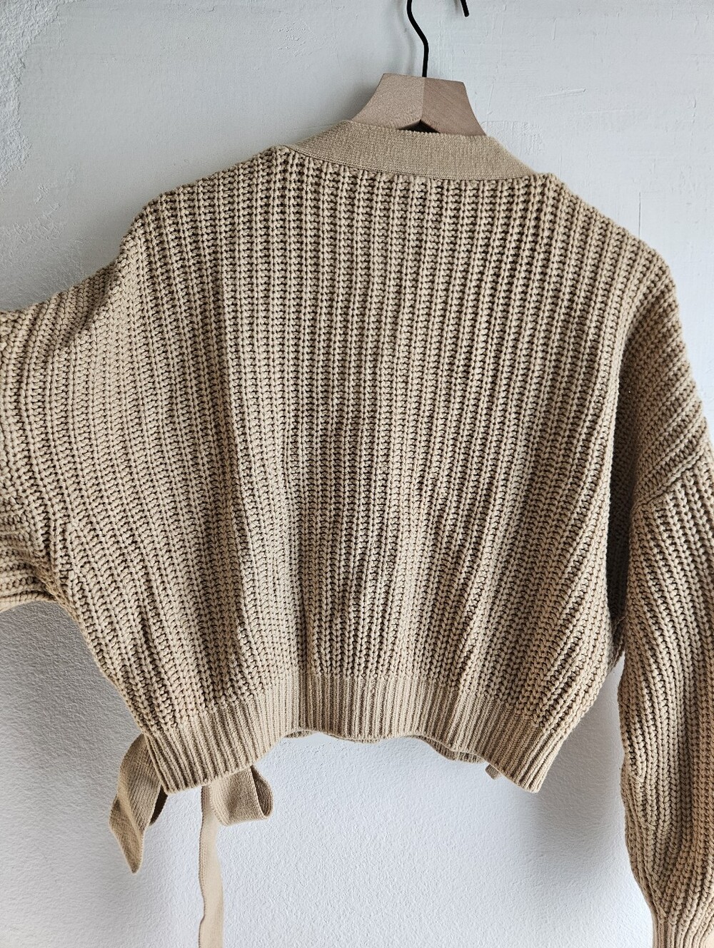 H&M | knitted wrap top - Picture 6 of 6